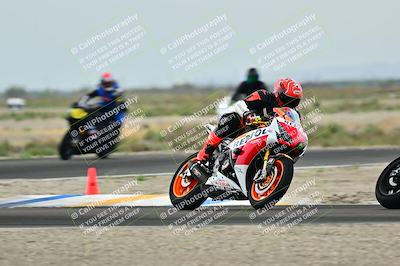 media/Apr-18-2025-TrackDaz (Fri) [[45f5874c44]]/C Group/Session 1 (Turn 7)/